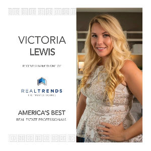 Victoria Lewis