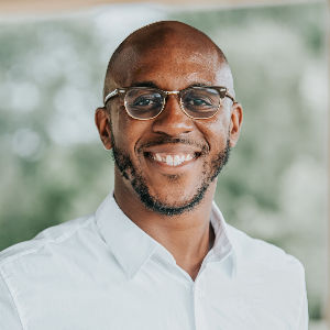 agent profile picture