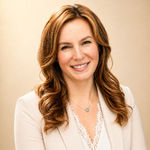 Hollie Miller Top real estate agent in Almont