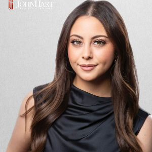 Roxy Dzheyranyan
