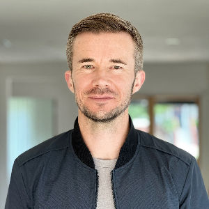 agent profile picture