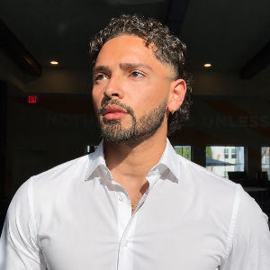 agent profile picture