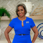 Headshot of Tara Lezama, real estate agent