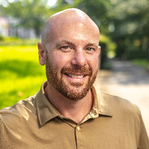 agent profile picture