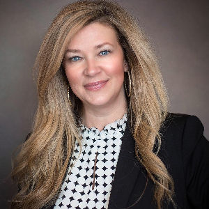 Cindy Ortiz Coldwell Banker Advantage Sanford