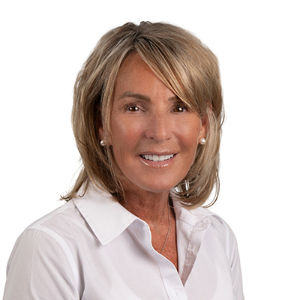 Robin Smith Top real estate agent in Keene