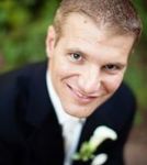 Headshot of Scott Hendry, real estate agent