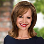 Headshot of Laurie Wall, real estate agent