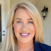 Donna Andrews Top real estate agent in Rockford