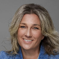 Lorelee Schultz Top real estate agent in Endwell