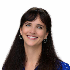 Karen Kennedy Top real estate agent in Gold Beach