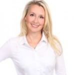 Charity Cox Top real estate agent in Waynesboro
