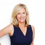 Headshot of Alison Smith, real estate agent