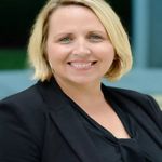 Headshot of Eileen Stuart, real estate agent