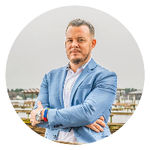 Headshot of MATT STRONG, real estate agent