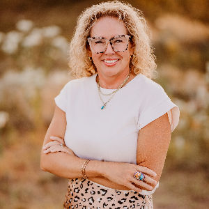 Stacey Carnes Stricker Top real estate agent in Elk City