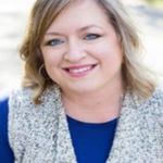 Headshot of Betsy Rewald, real estate agent