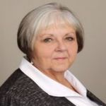 Headshot of Patricia Rozell, real estate agent
