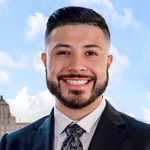 Headshot of Fernando Valenzuela, real estate agent