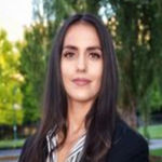 Headshot of Eliana Santander, real estate agent