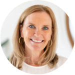 Headshot of Tara McGuire, real estate agent