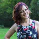 Headshot of Angie Summerlot, real estate agent