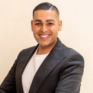 Alishaan Abbas Top real estate agent in Bakersfield