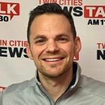 Headshot of Dan Frank, real estate agent
