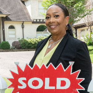 Verna Littleton Top real estate agent in Memphis
