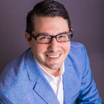 Headshot of Justin Lott, real estate agent