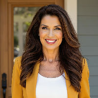 April Gongora Brown Top real estate agent in Metairie