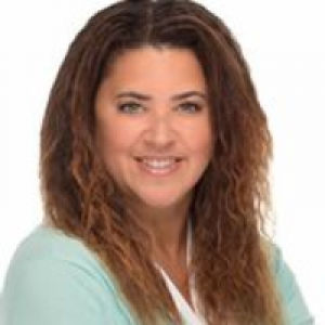 Laura Gill Top real estate agent in Ridgewood