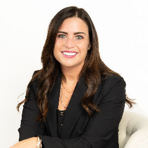 Brittney Hunt Top real estate agent in Ashburn