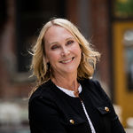 Headshot of Karen Smith, real estate agent