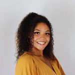 Headshot of Danielle Labbe, real estate agent