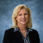 Headshot of Linda Lindenmoyer, real estate agent