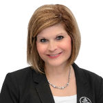 Headshot of Christine Moody, real estate agent