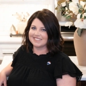 Jessica Robberson Top real estate agent in Choctaw