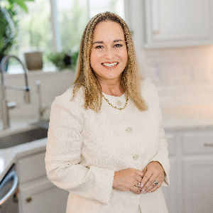 Maya Galletta Top real estate agent in Raleigh
