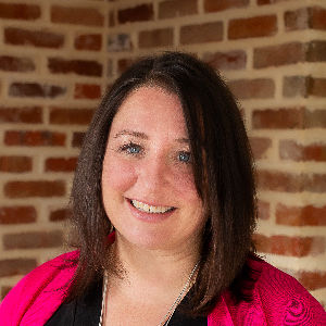Melanie Fox Top real estate agent in Camp Hill