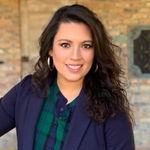 Headshot of Erika Santana, real estate agent
