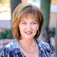 Paula MacRae Top real estate agent in Tucson