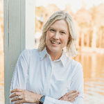 Crystal Dickens Top real estate agent in Littleton
