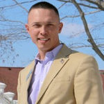 Headshot of Brian Lanoza, real estate agent