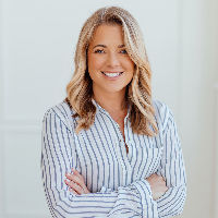 Grace Reutzel Top real estate agent in Surfside Beach
