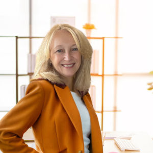 Pam Corning Top real estate agent in North Easton