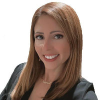 Denise Sainz Top real estate agent in Davenport