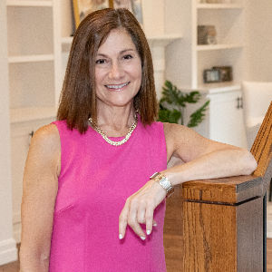 Elaine Patterson Top real estate agent in Massapequa Park
