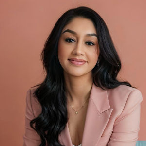 Vanessa Mirabal Top real estate agent in Visalia