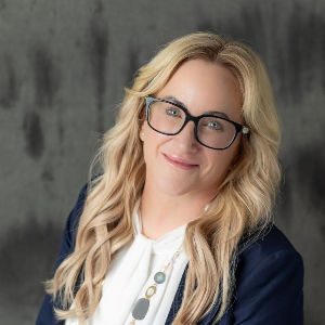 Nicole Mulder Top real estate agent in Oshkosh